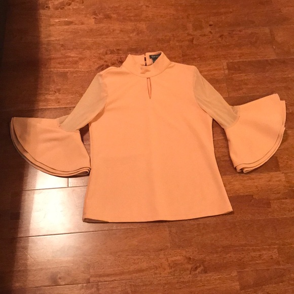 Gracia Tops - Gracia Belle sleeve blouse